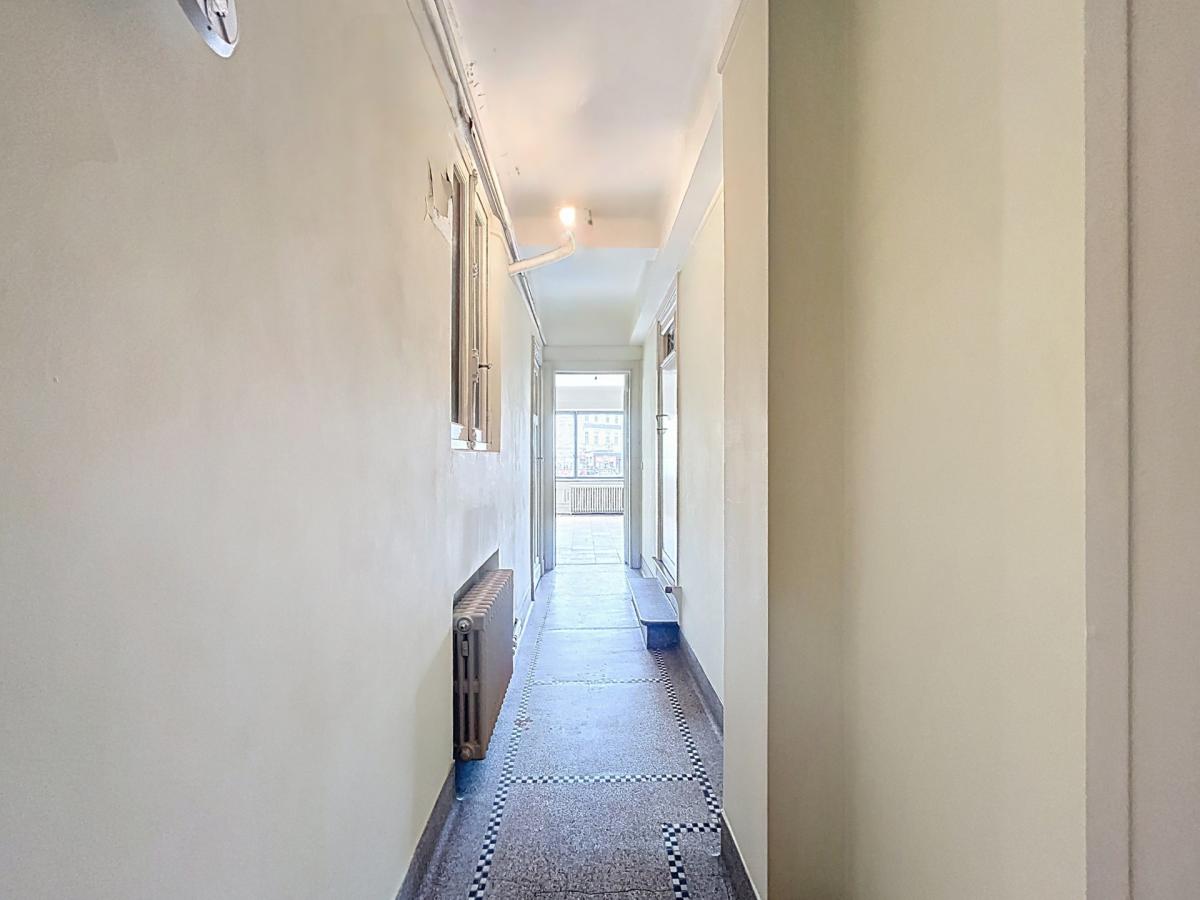 Louise : Bureau au cœur d’un axe dynamique