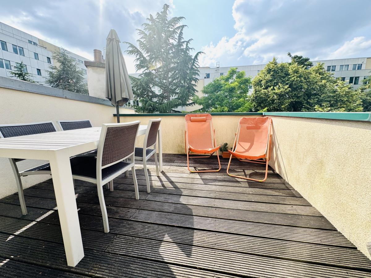 Place Luxembourg: magnifique appartement terrasse S/O 12 m²