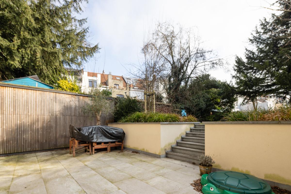 Rez-de-chaussée 3 chambres – 155 m² – Quartier Brugmann