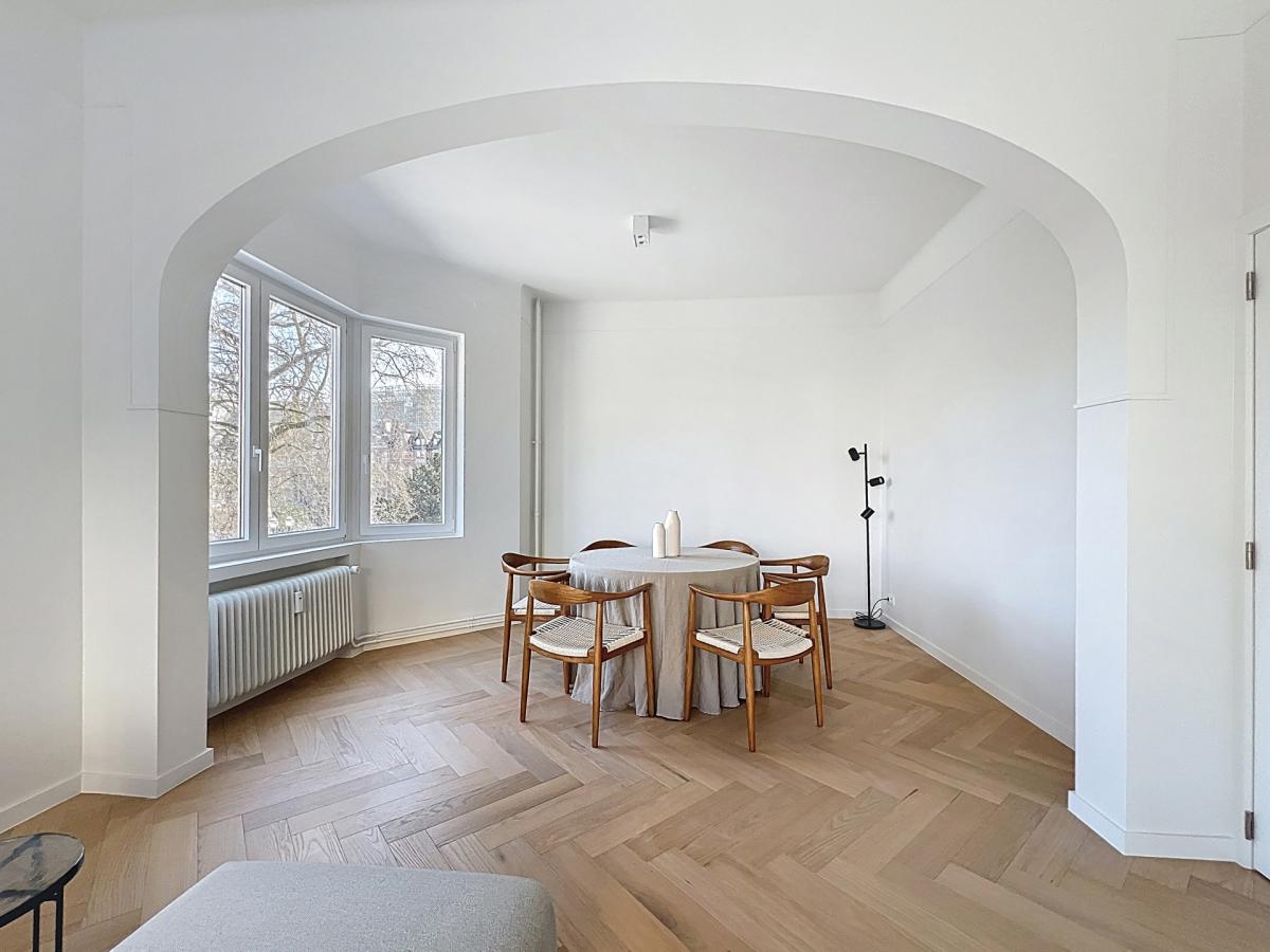 Square Marie Louise - Appartement rénové 2ch + balcon