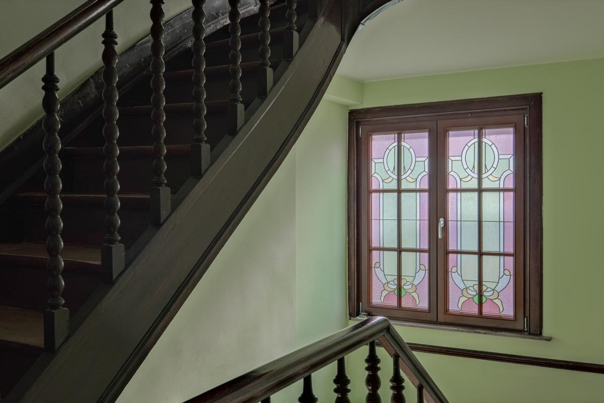 Magnifique Hôtel de maître de ± 600 m², jardin et garage.