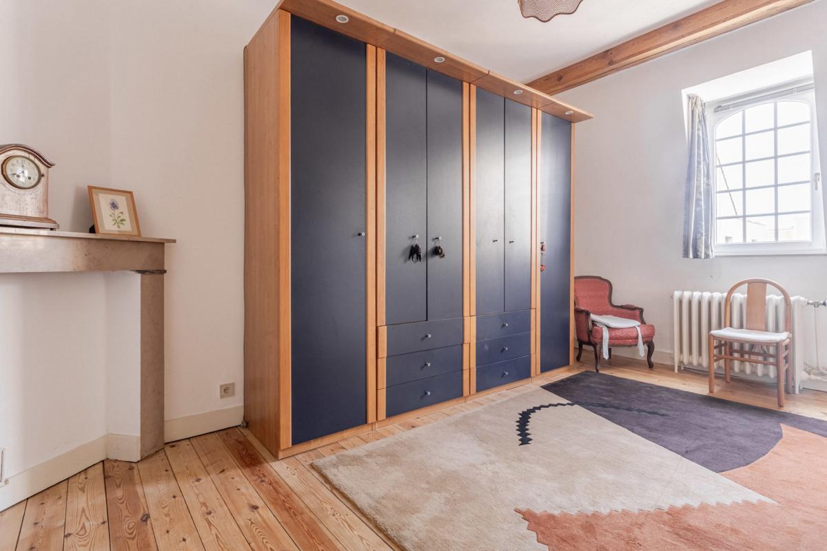 Etangs d'Ixelles: Hôtel de Maître avec 8 chambres et garage