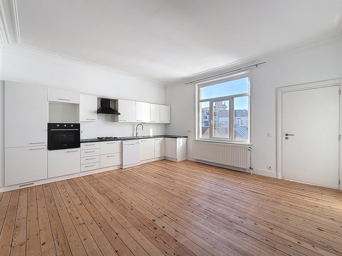 Place du Châtelain : Bel appartement de 2 chambres