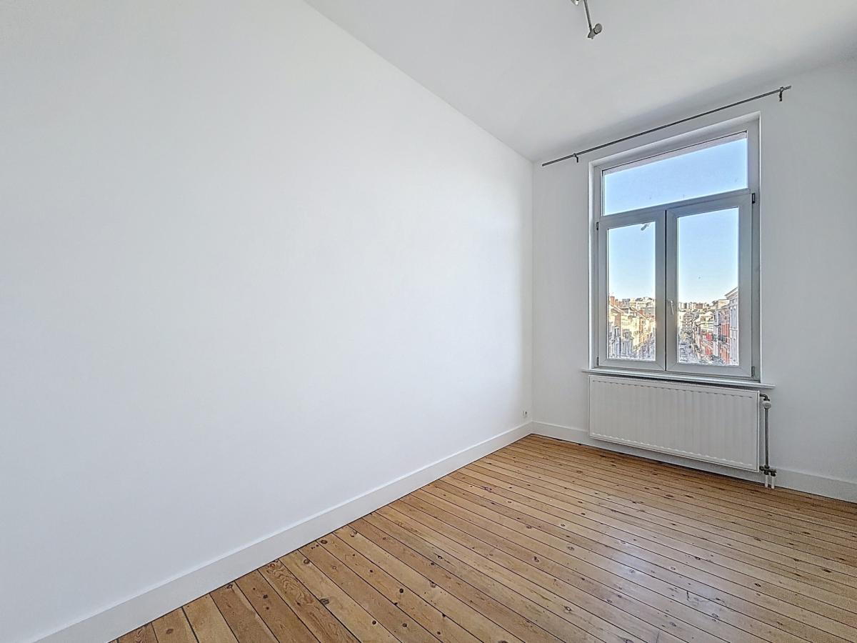 Place du Châtelain : Bel appartement de 2 chambres