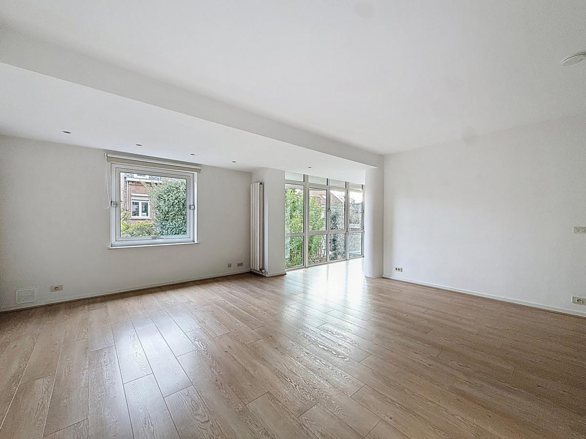 Cavell/De Fré : Lumineux appartement 1 chambre 