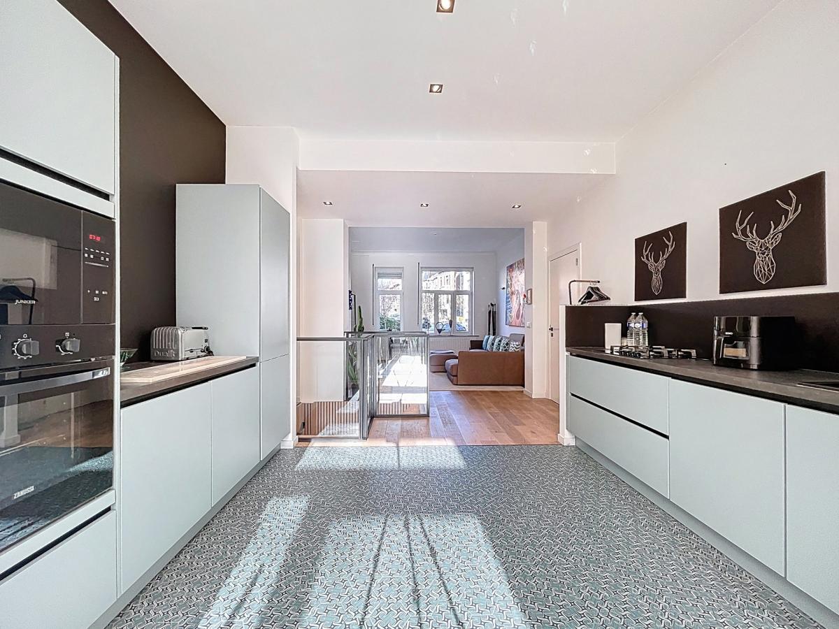 Uccle/Globe - Duplex 2 chambres meublé + terrasse 