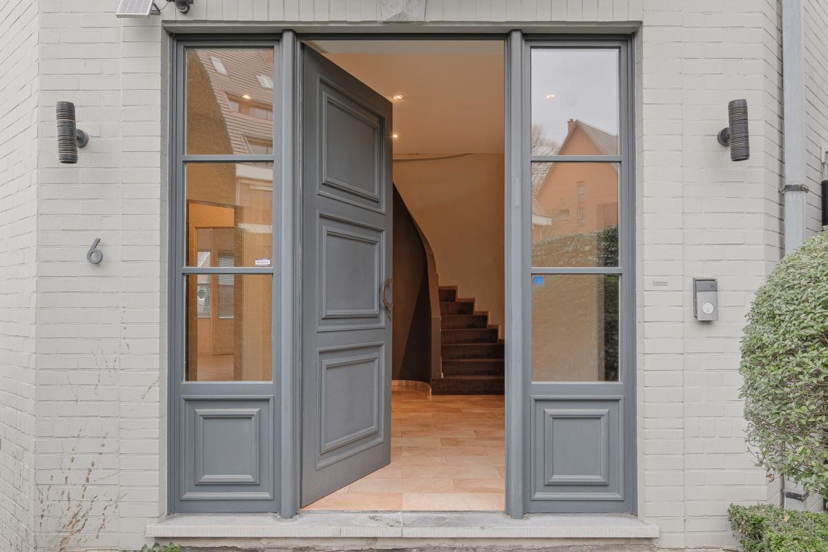 Parc Brugmann - Villa de ± 450 m² bruts avec jardin & garage