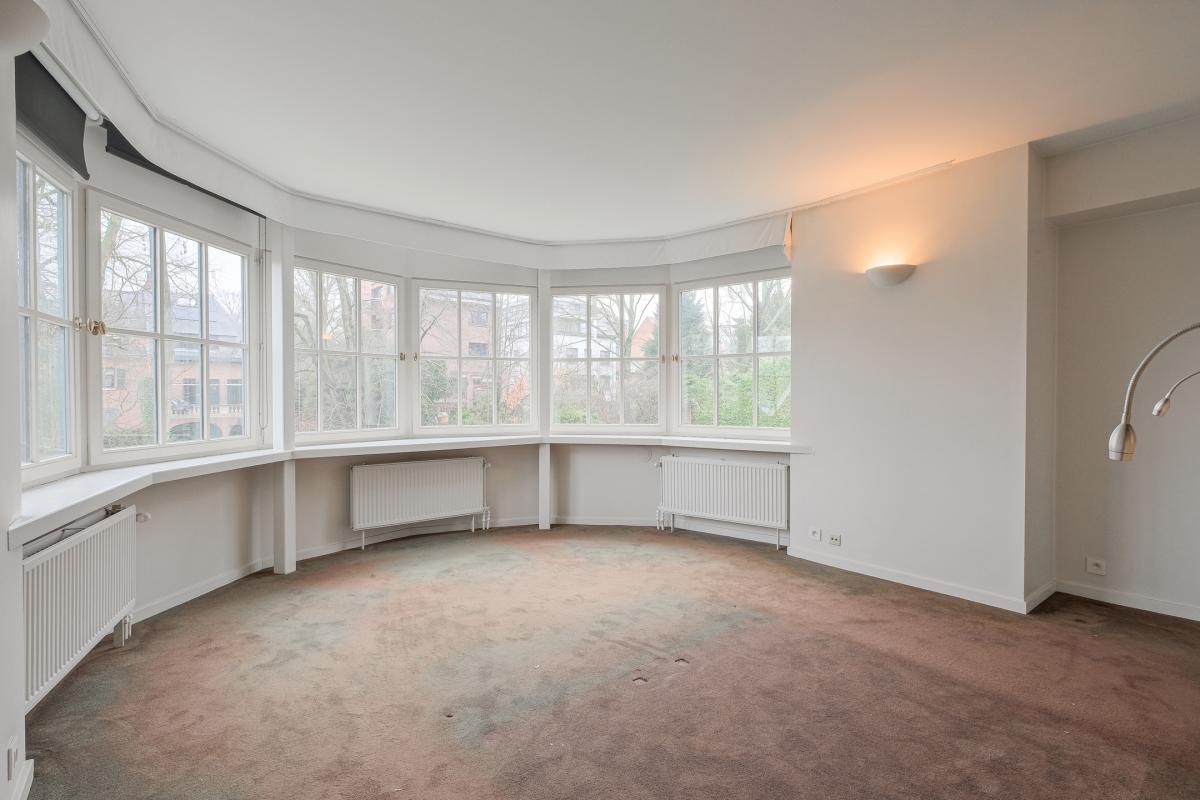 Parc Brugmann - Villa de ± 450 m² bruts avec jardin & garage