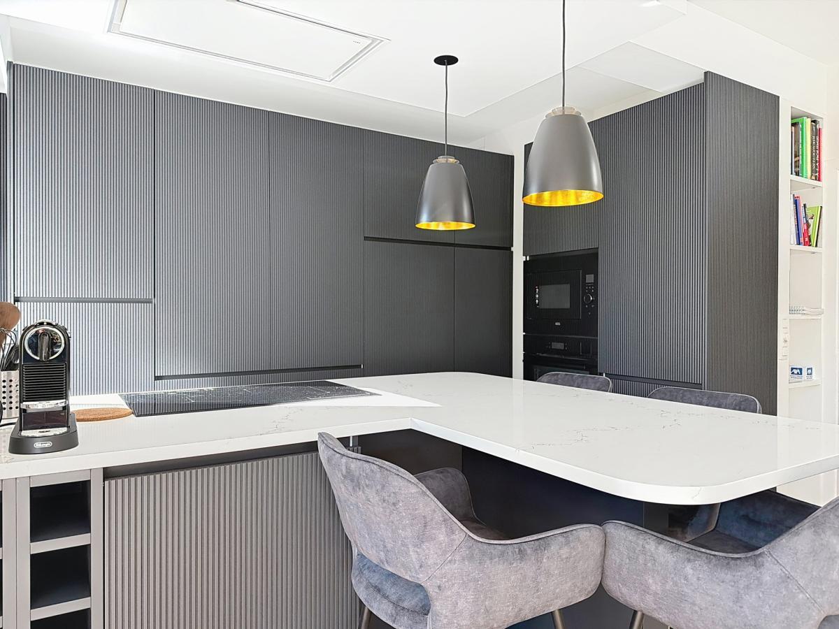 Mix / Soignes : Bel appartement rénové et meublé + terrasse