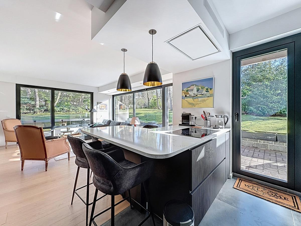 Mix / Soignes : Bel appartement rénové et meublé + terrasse