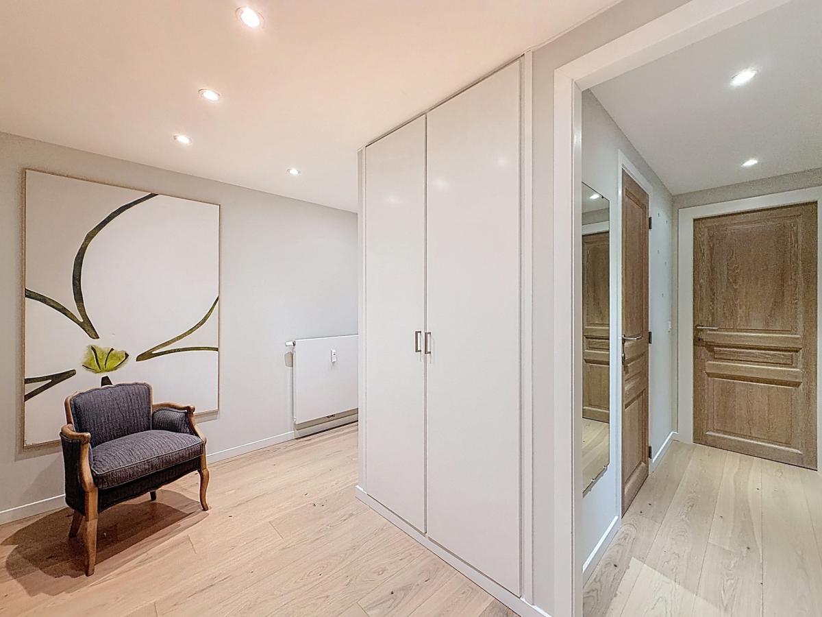 Mix / Soignes : Bel appartement rénové et meublé + terrasse