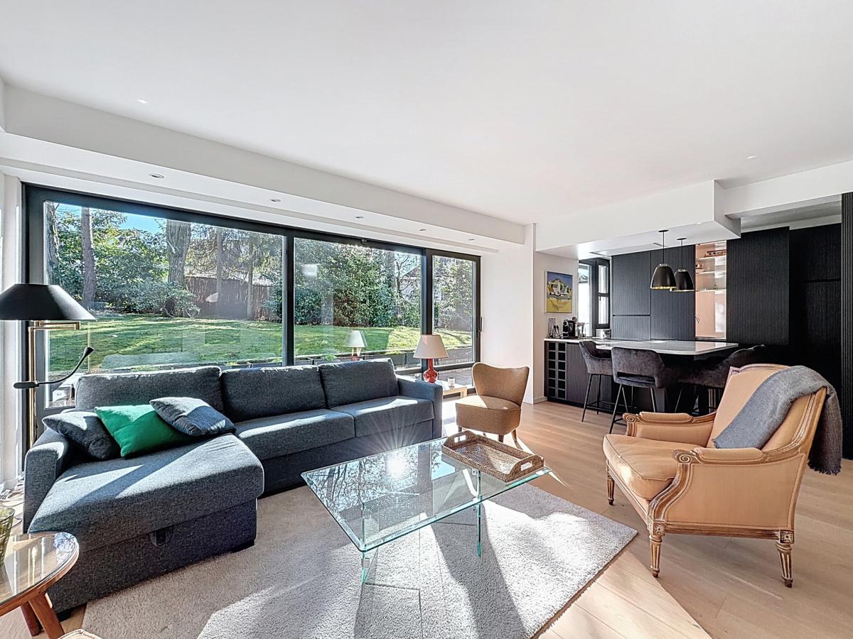 Mix / Soignes : Bel appartement rénové et meublé + terrasse