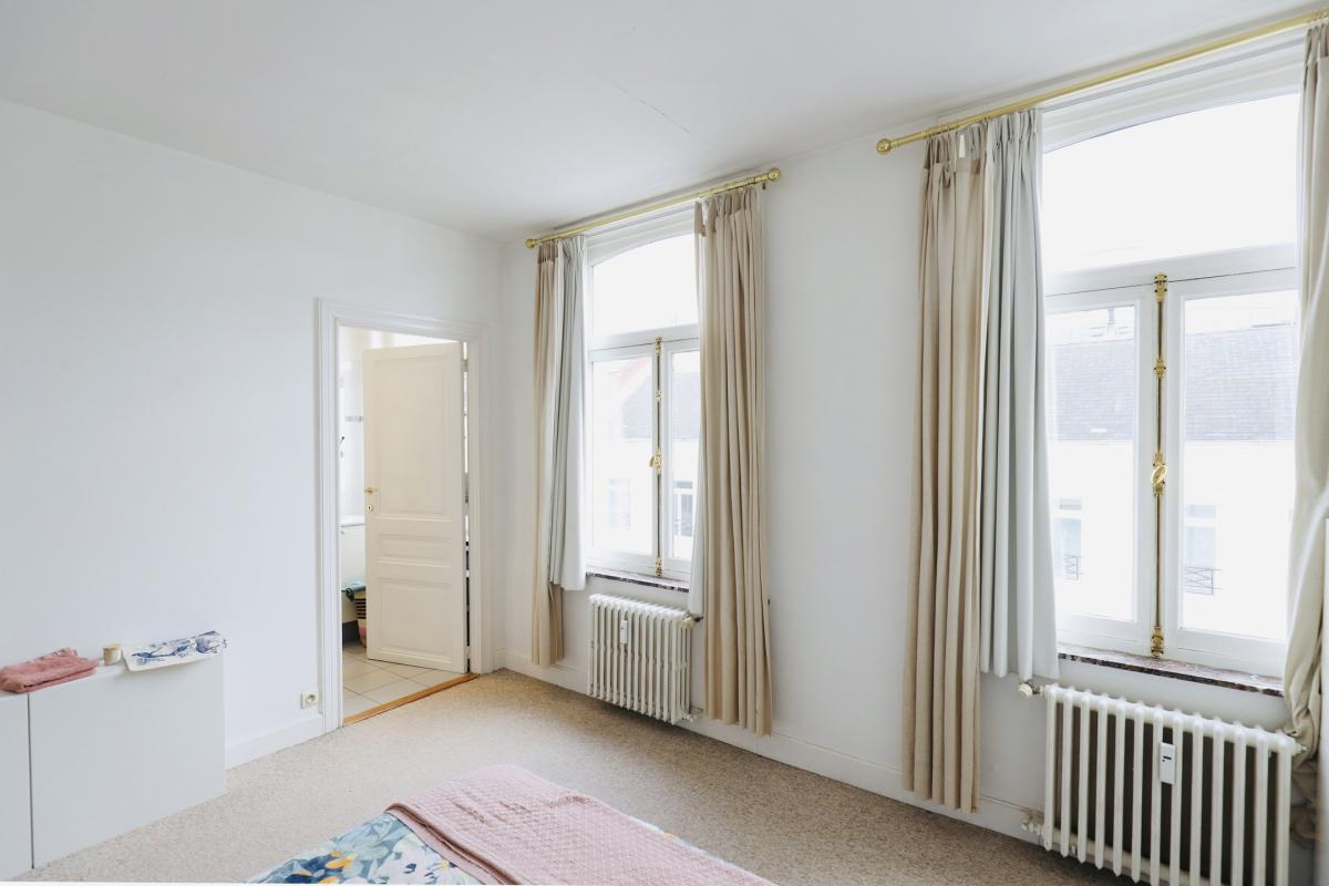 Place Luxembourg: magnifique appartement terrasse S/O 12 m²