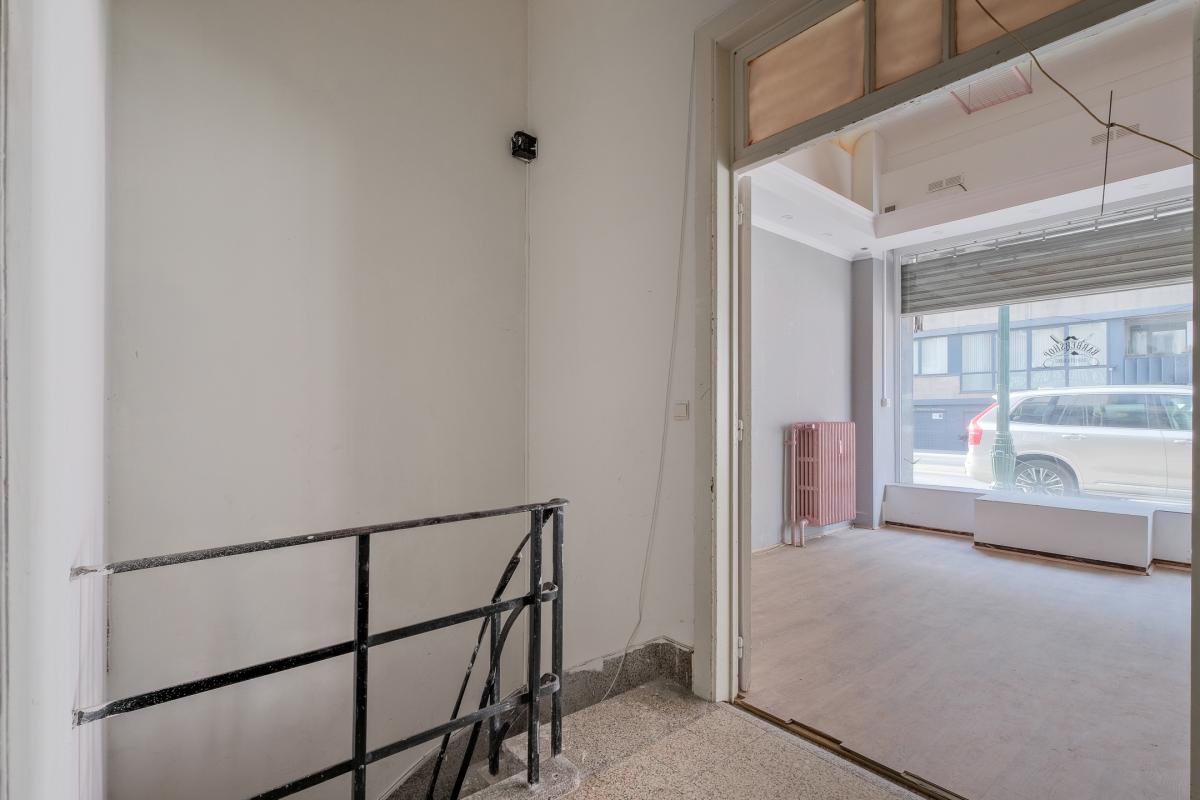 Antoine Dansaert: Superbe rez-de-chaussée commercial