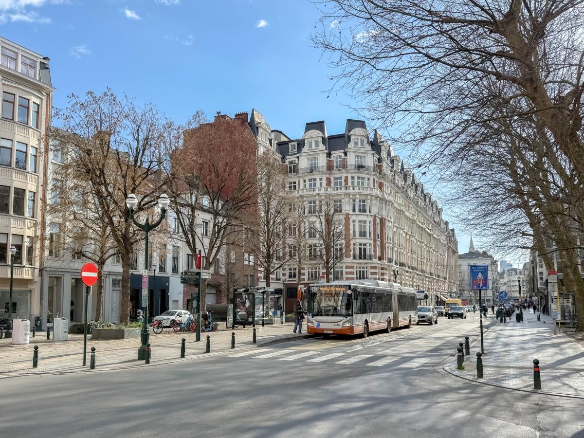 Antoine Dansaert: Superbe rez-de-chaussée commercial