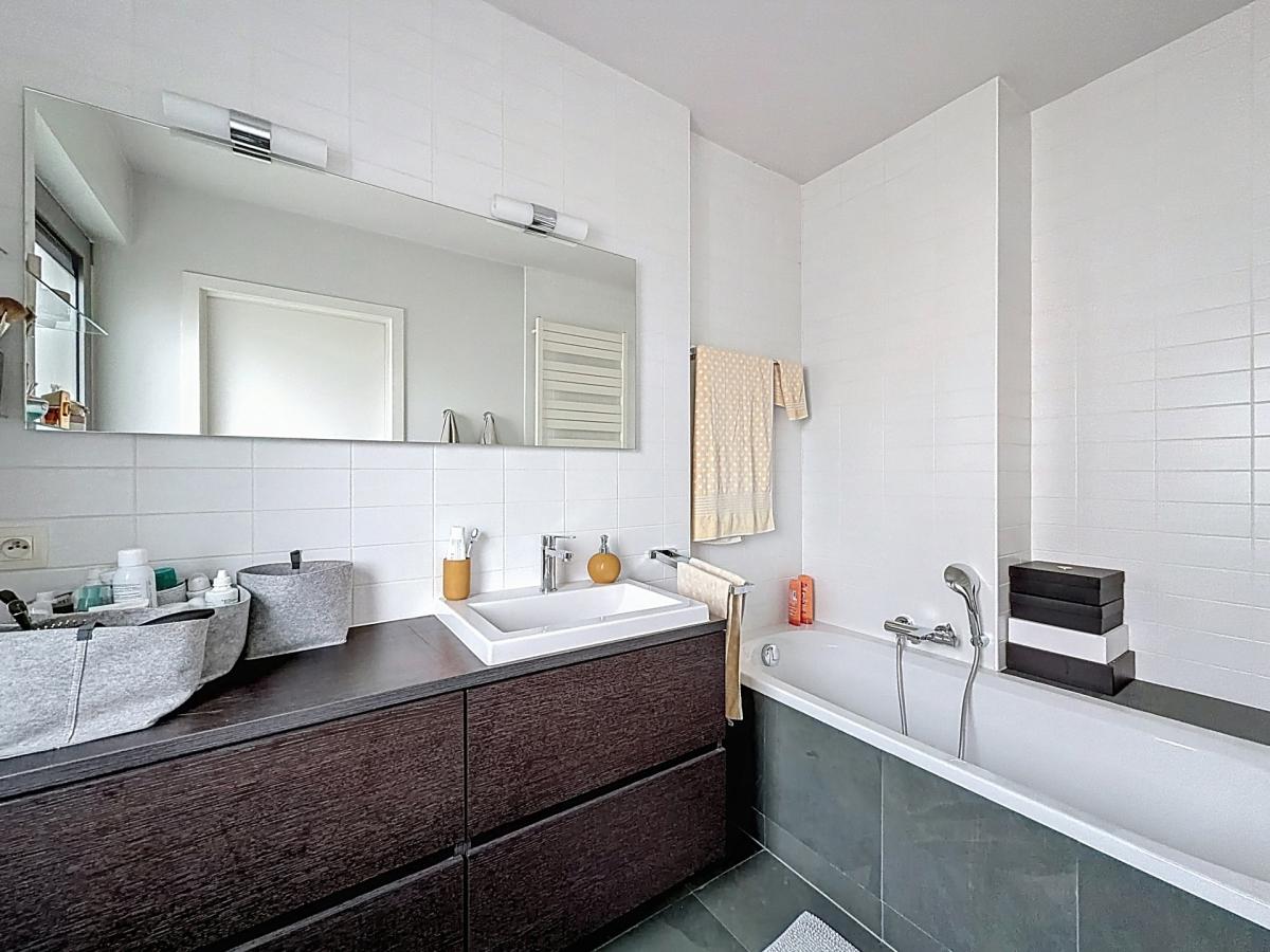 Hippodrome de Boitsfort : Bel appartement moderne + terrasse