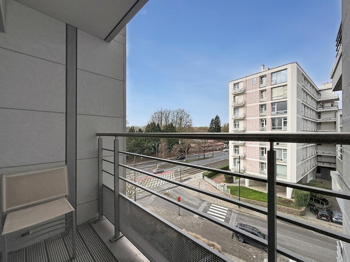 Hippodrome de Boitsfort : Bel appartement moderne + terrasse