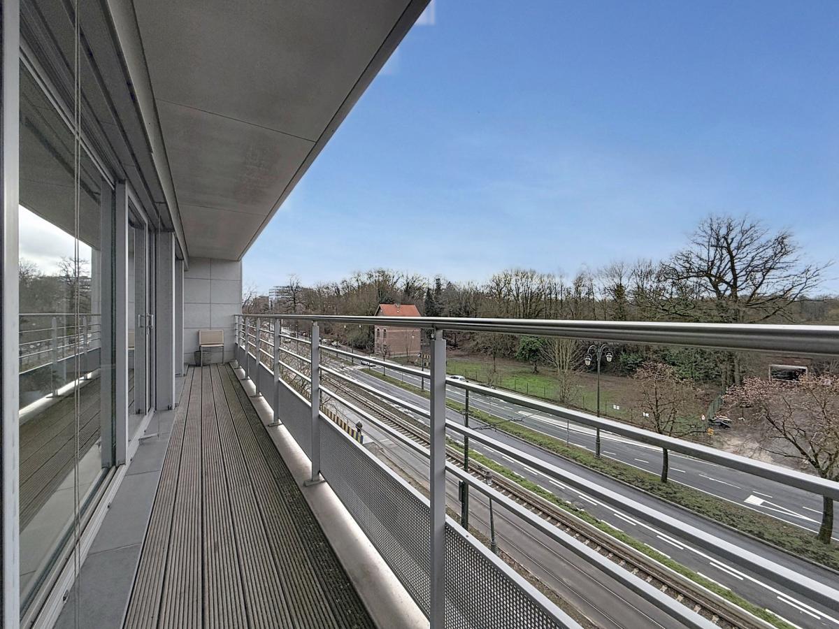 Hippodrome de Boitsfort : Bel appartement moderne + terrasse