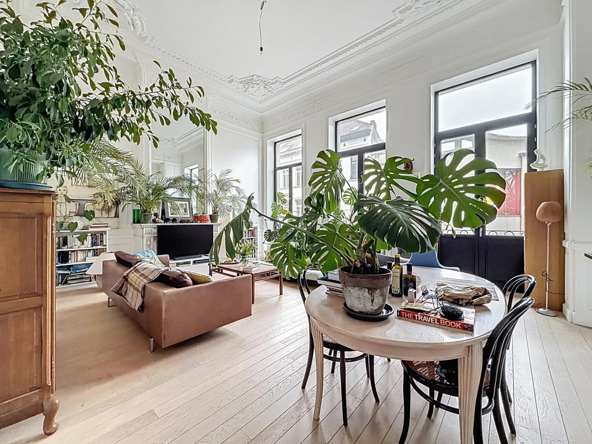 Chaussée d'Ixelles : Sublime appartement remis à neuf
