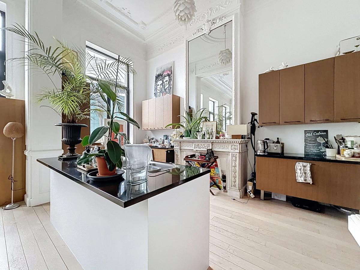 Chaussée d'Ixelles : Sublime appartement remis à neuf
