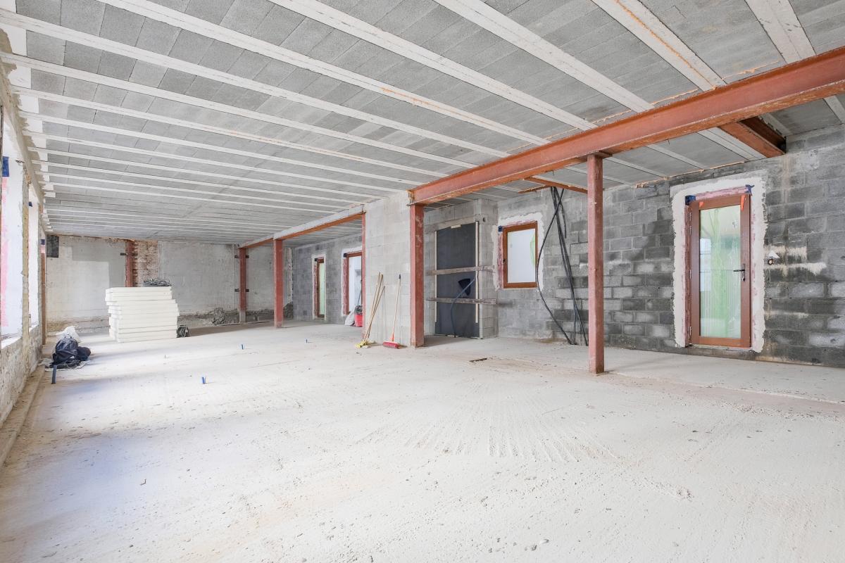 Stéphanie/Toison d'or appt. CASCO 3 chambres de ± 147 m²