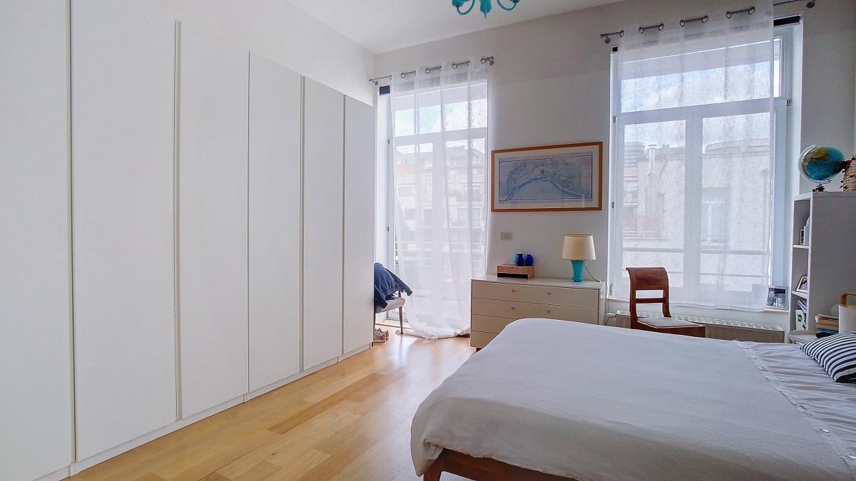 Châtelain : Magnifique appartement 3 CH. + terrasse SUD