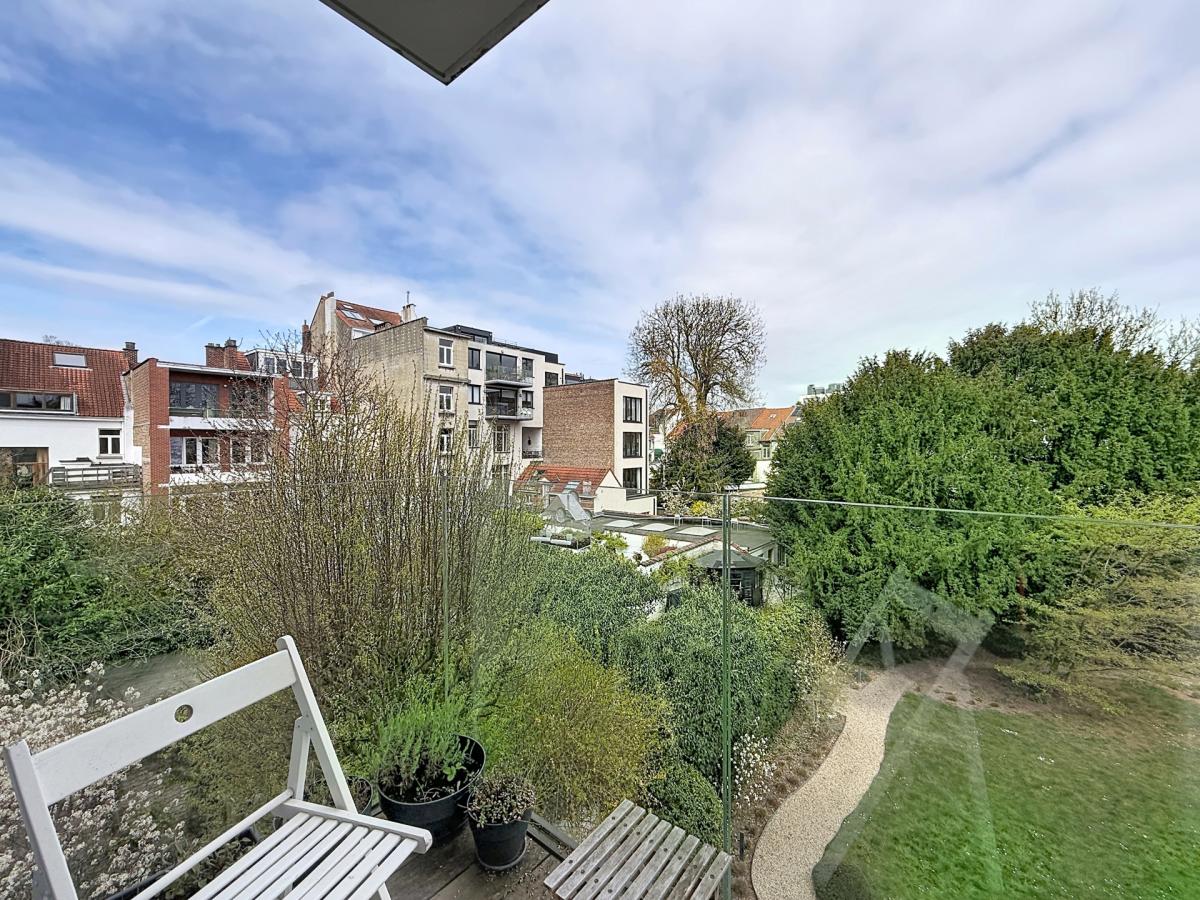 Magnifique 2 chambres avec terrasse au cœur de Brugmann