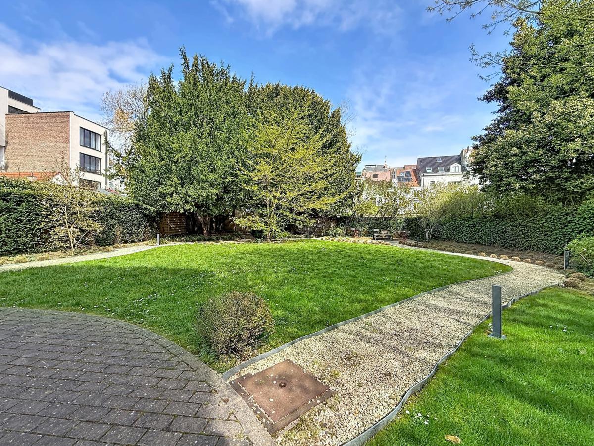 Magnifique 2 chambres avec terrasse au cœur de Brugmann