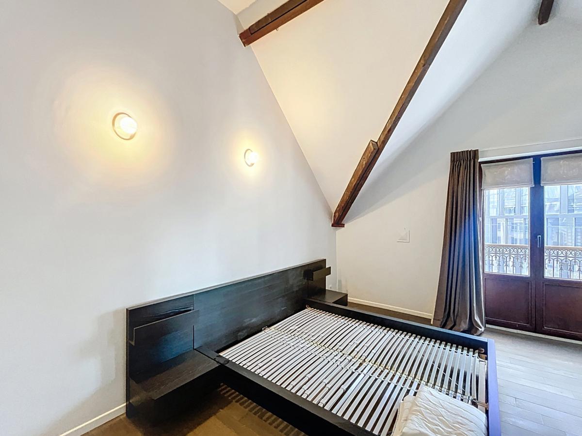 Congrès/Parc Royal : Super appartement 2 chambres meublé 