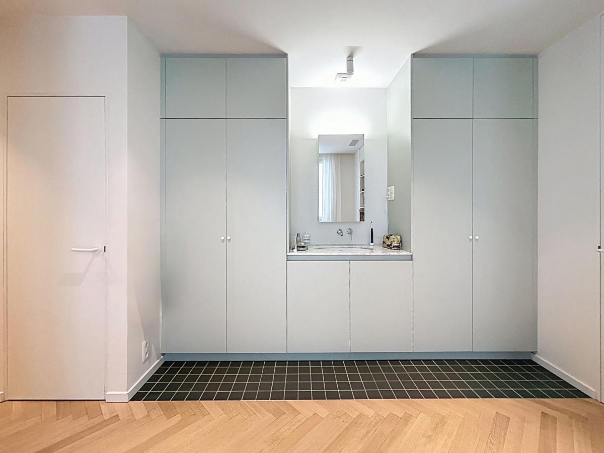 Sablon : Bel appartement meublé 1 ch rénové à neuf