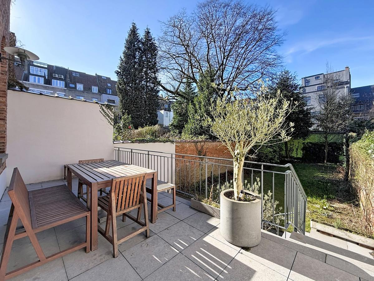 Place Brugmann : Somptueuse maison de Maître rénovée en 2022