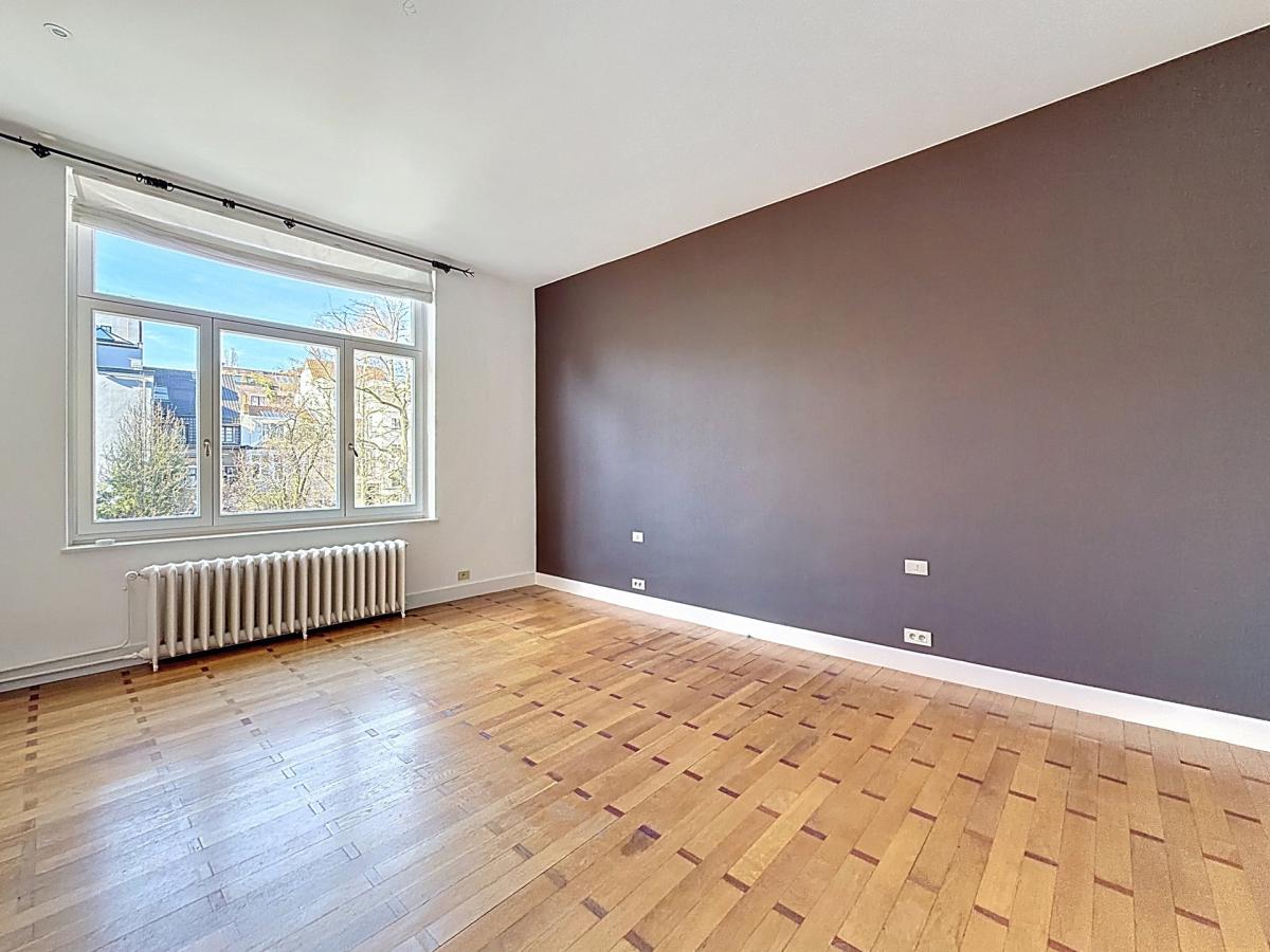 Place Brugmann : Somptueuse maison de Maître rénovée en 2022