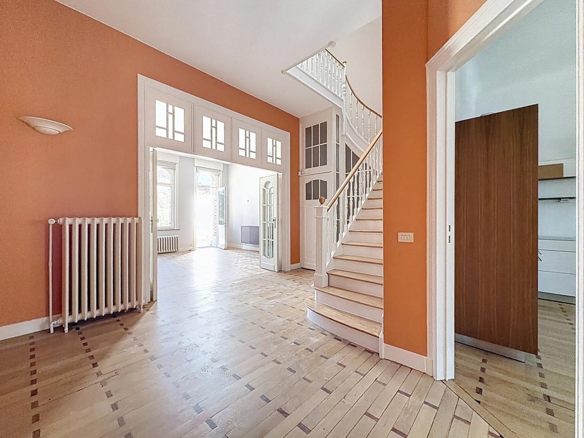 Place Brugmann : Somptueuse maison de Maître rénovée en 2022