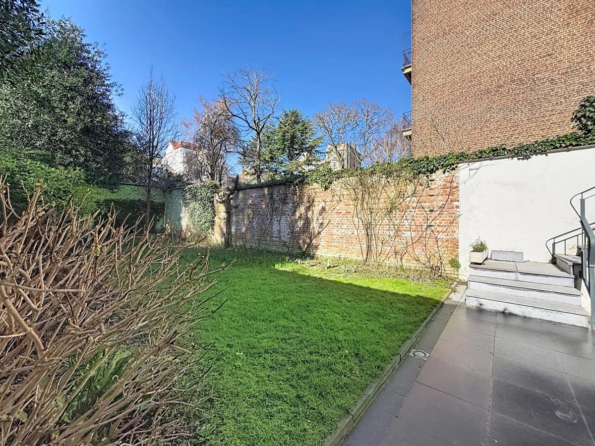 Place Brugmann : Somptueuse maison de Maître rénovée en 2022