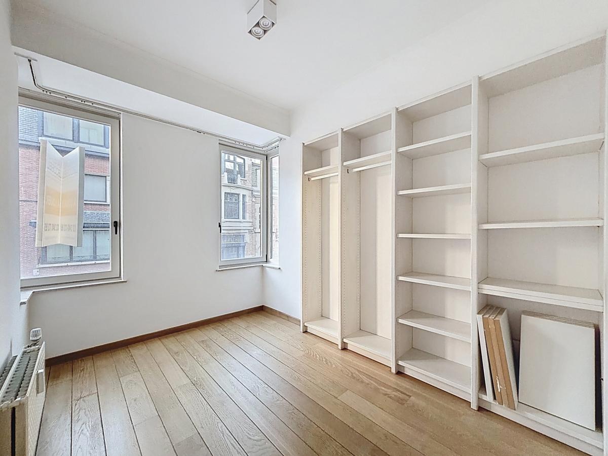 Place Brugmann : Très bel appartement de 3 ch. + terrasse