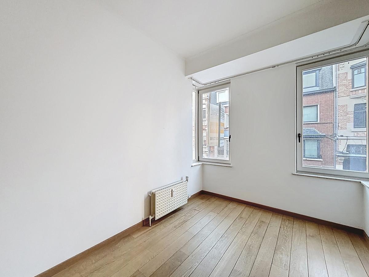 Place Brugmann : Très bel appartement de 3 ch. + terrasse