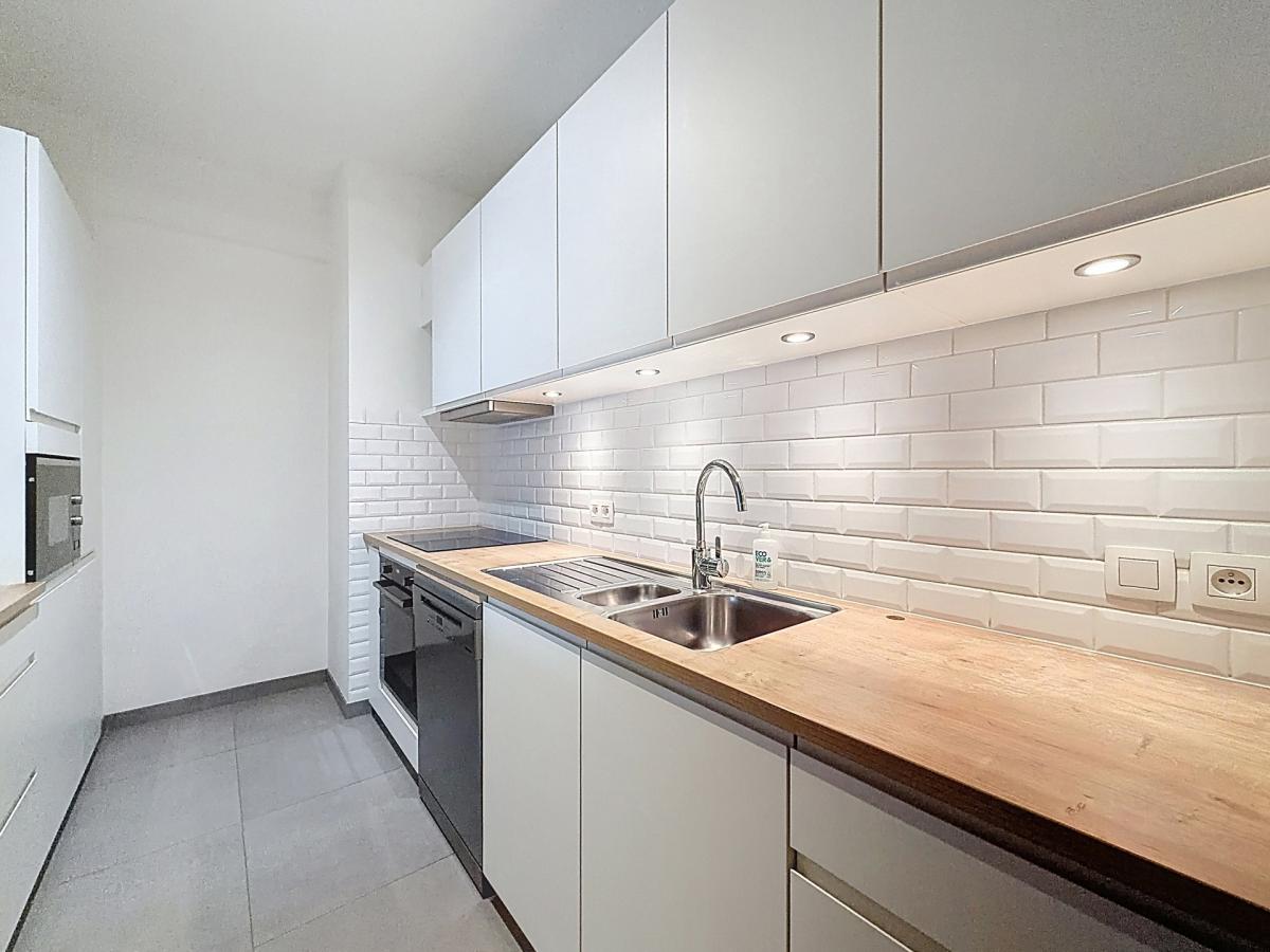 Place Brugmann : Très bel appartement de 3 ch. + terrasse