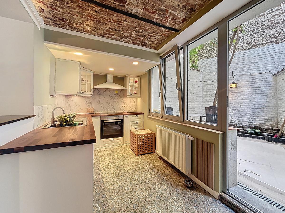 Charmant appartement rénové1 ch meublé avec terrasse 