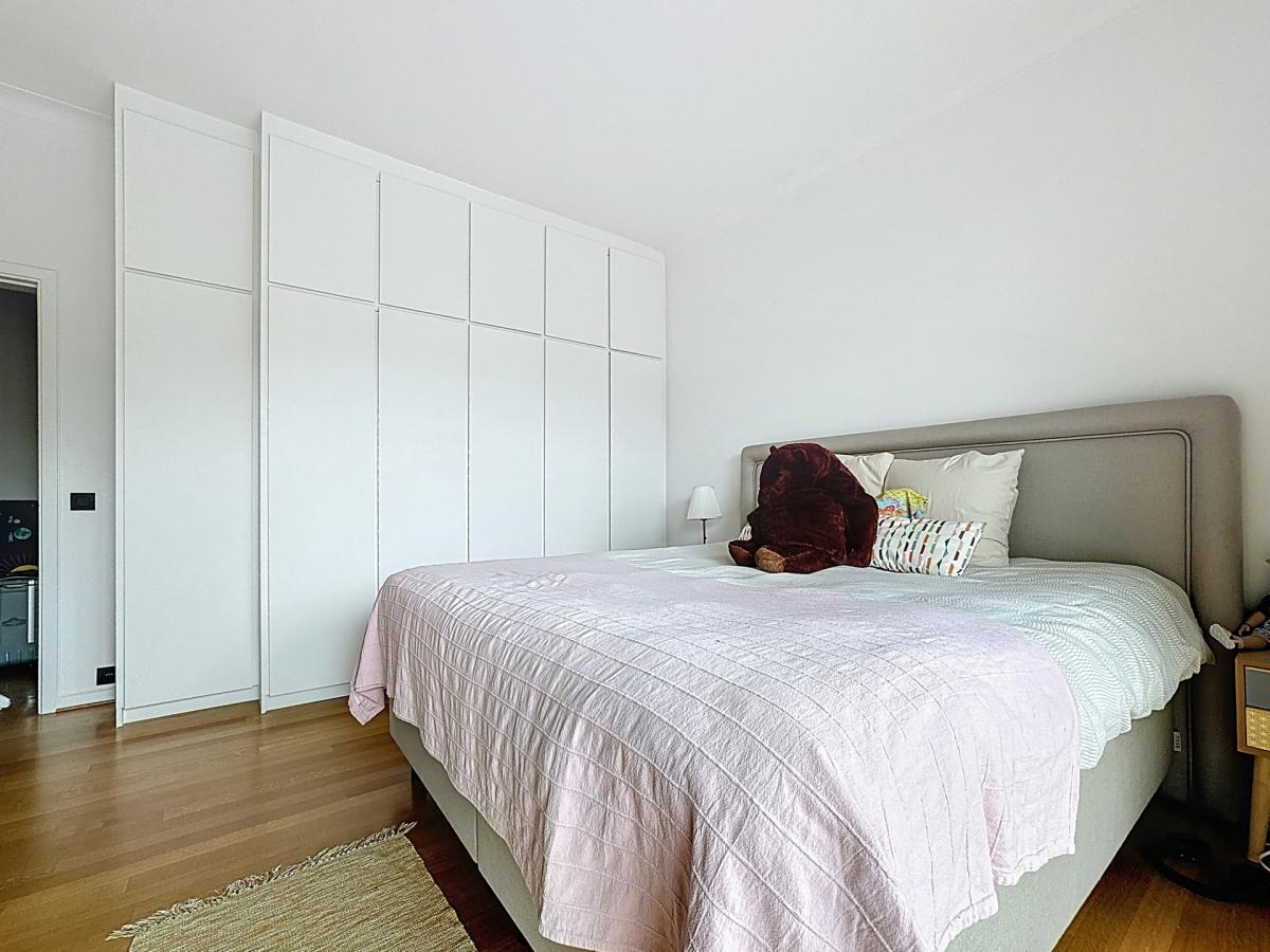 Louise, jardin du Roi, spacieux appartement de 205 m2