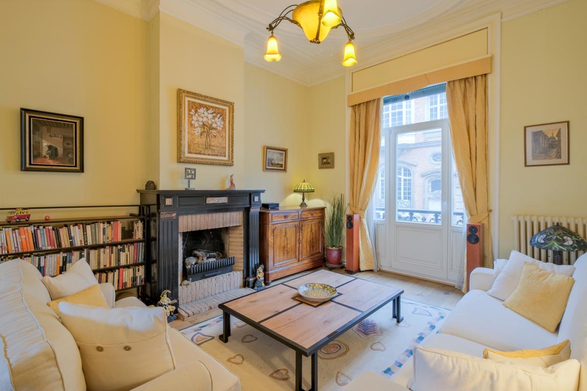 Place Brugmann : maison 6 ch + jardin orienté Sud