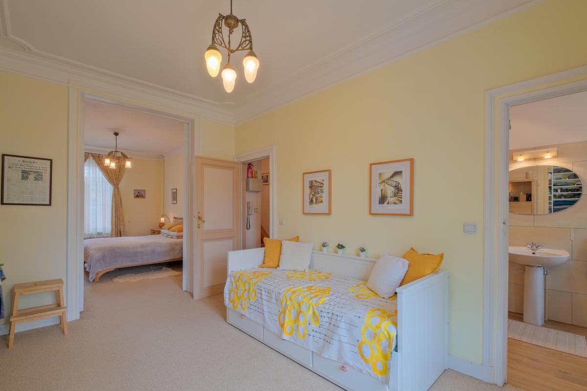 Place Brugmann : maison 6 ch + jardin orienté Sud