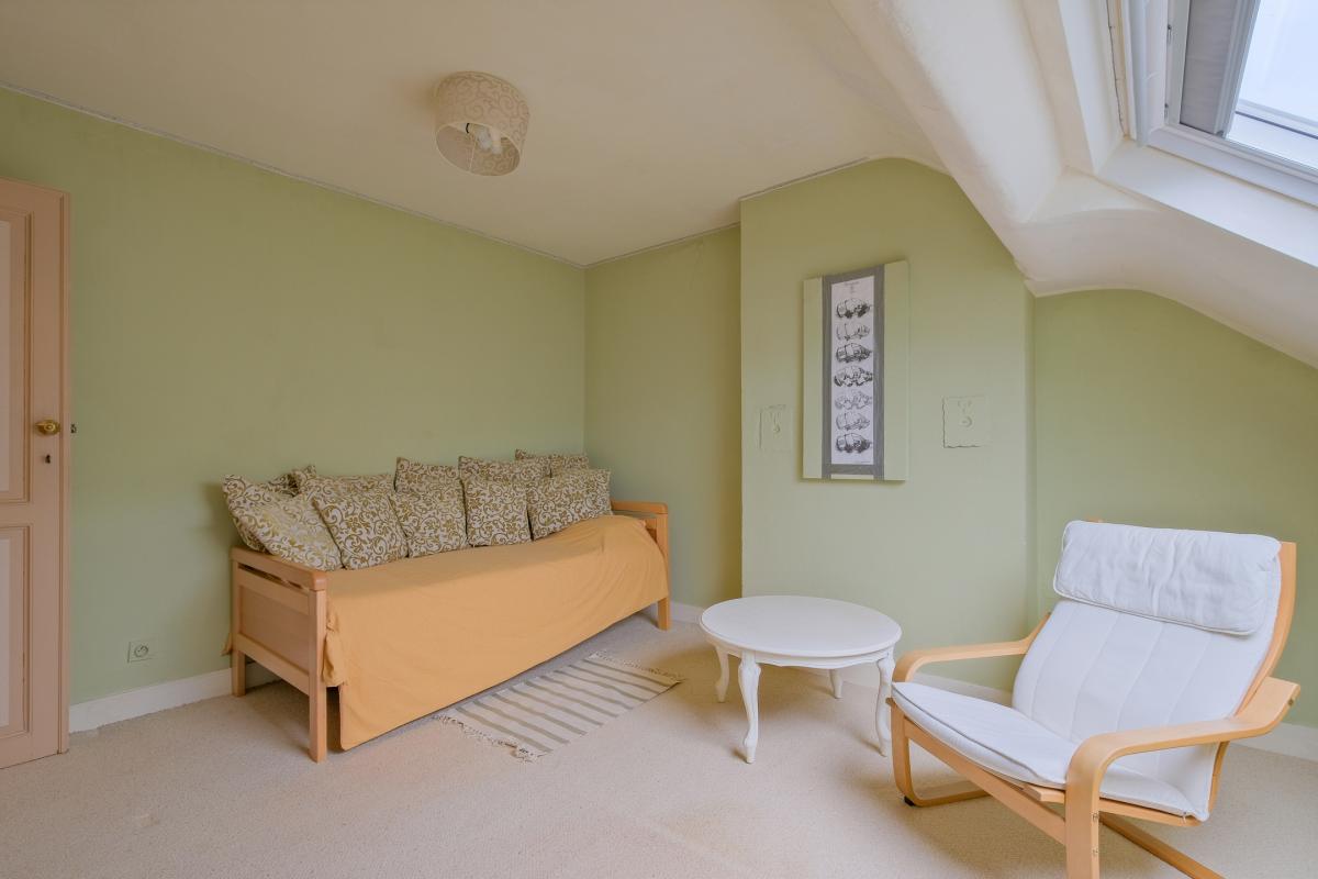 Place Brugmann : maison 6 ch + jardin orienté Sud