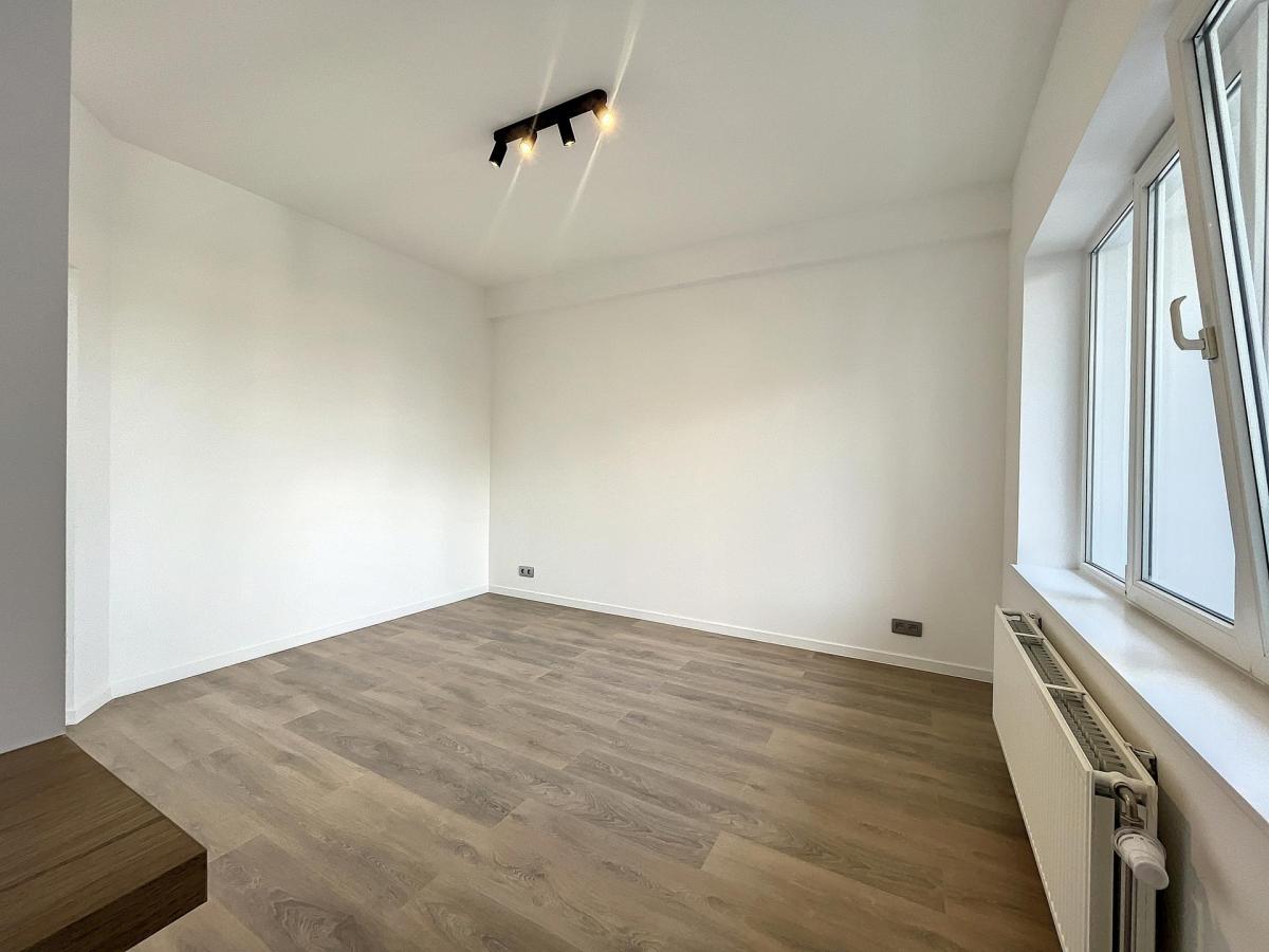 Blv Lambermont - Appartement 1 chambre rénové + terrasse