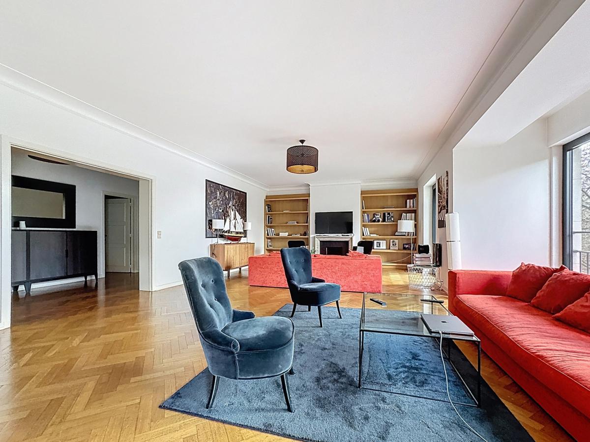 Louise, jardin du Roi, spacieux appartement de 205 m2