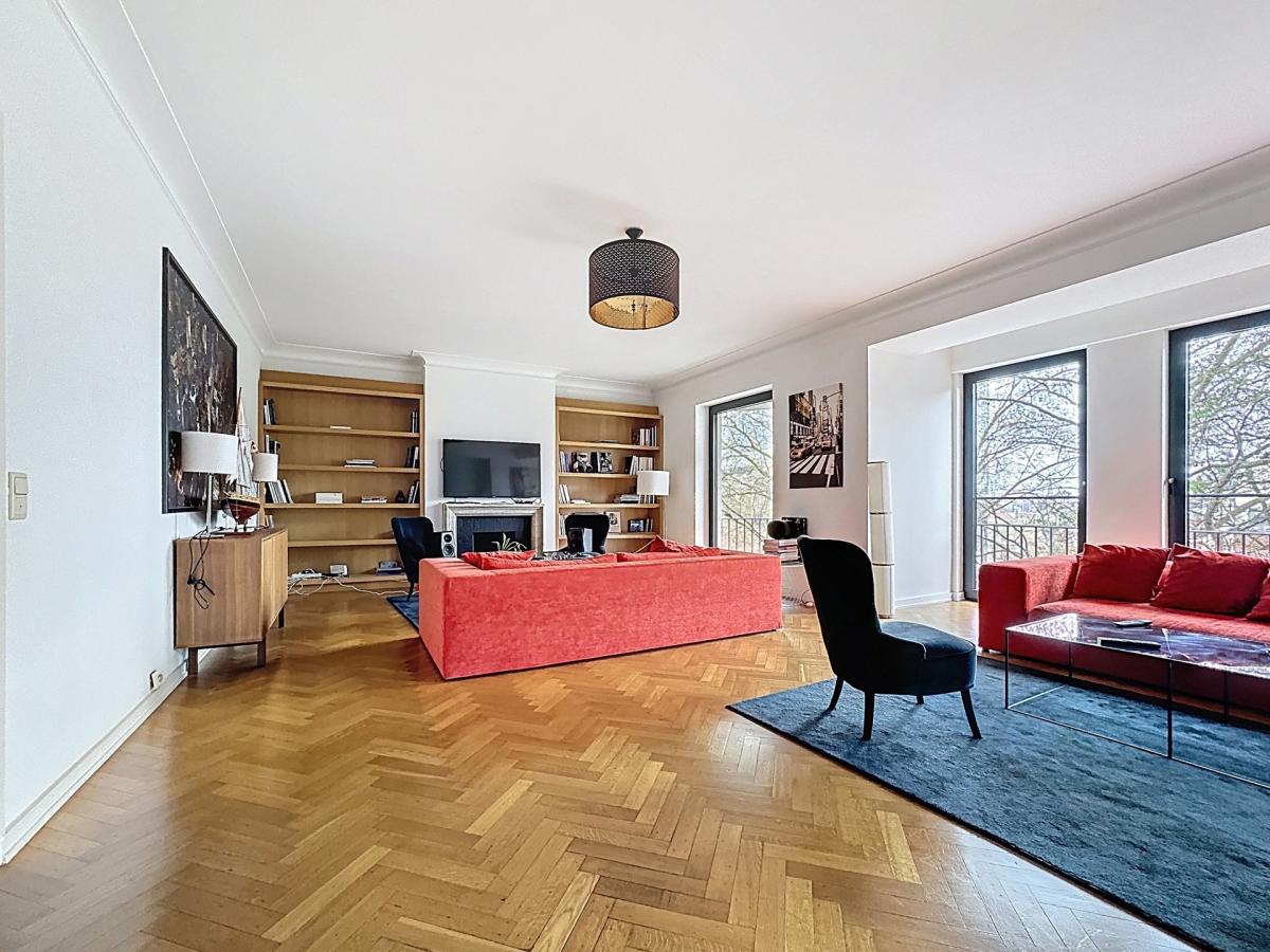 Louise, jardin du Roi, spacieux appartement de 205 m2