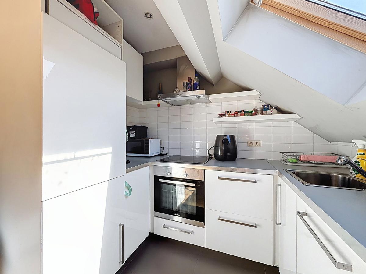 Montjoie / Bois de la Cambre : Beau duplex rénové et meublé