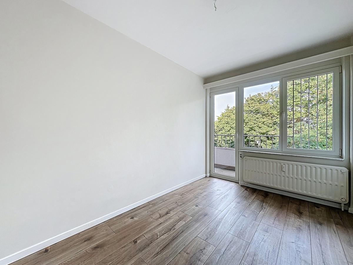 Forest, limite Uccle, lumineux appartement 3ch avec terrasse