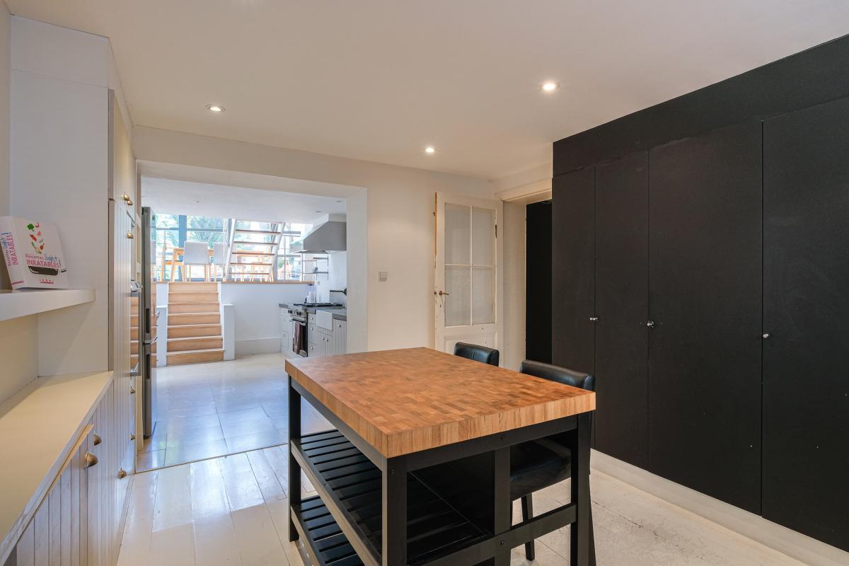 Franz Merjay: Belle maison 4 chambres - jardin & terrasses