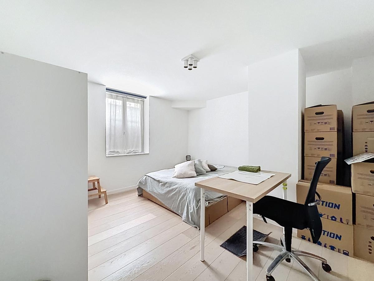 Pl. Brugmann/Lepoutre : Superbe appartement rez-de-chaussée 