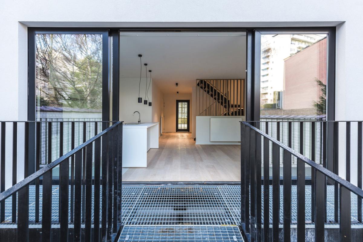 Montgomery - Rez-de-chaussée 3 ch avec jardin + parkings 